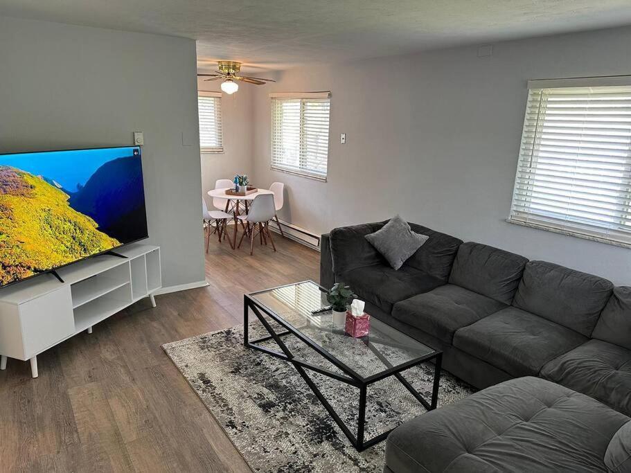 Cozy Apt Near Downtown Dayton Exterior foto